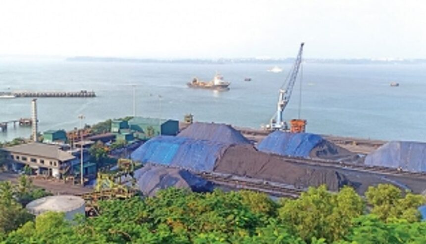 As people remained indoors, the pandemic of killer coal pollution continued to spread in Mormugao