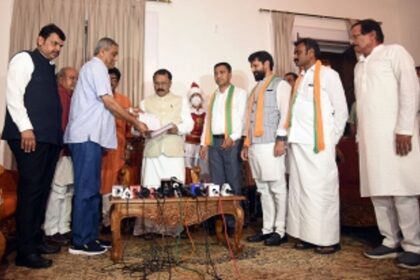 As tussle for cabinet berths intensifies, MLAs oppose MGP