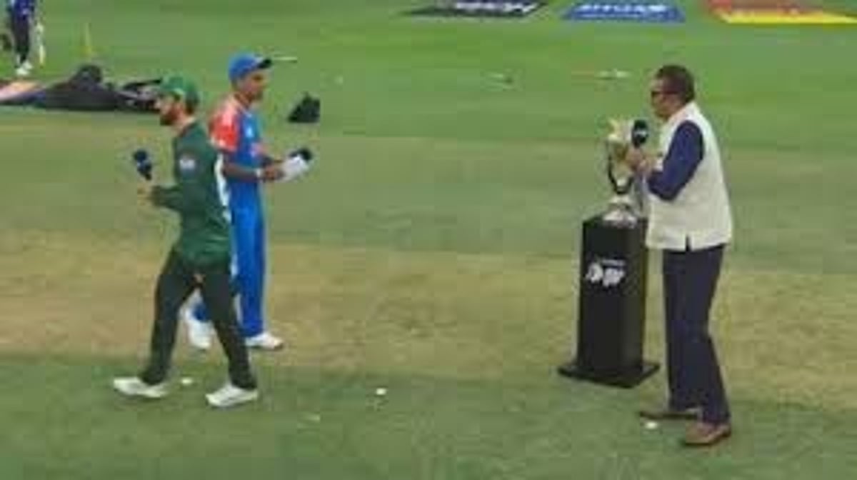 Asia Cup 2025: No handshake between Suryakumar and Salman Ali at toss