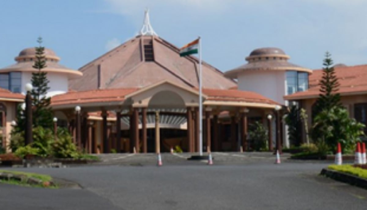 Assembly best place to discuss economic, environmental situation