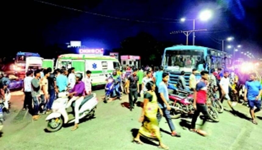 Assign traffic wardens at junctions to monitor pedestrians