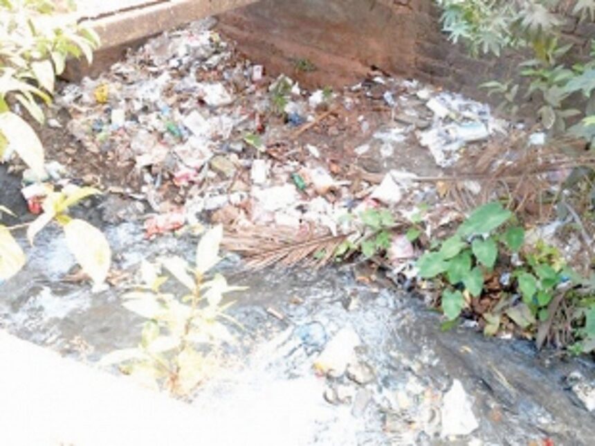 Assure prompt clearance of drains, creeks in Ponda 1 Assure prompt clearance of drains, creeks in Ponda