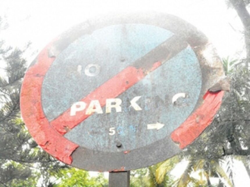 Assure proper signboards along the Ponda roadsides