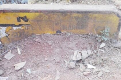 Assure visibility of signpost