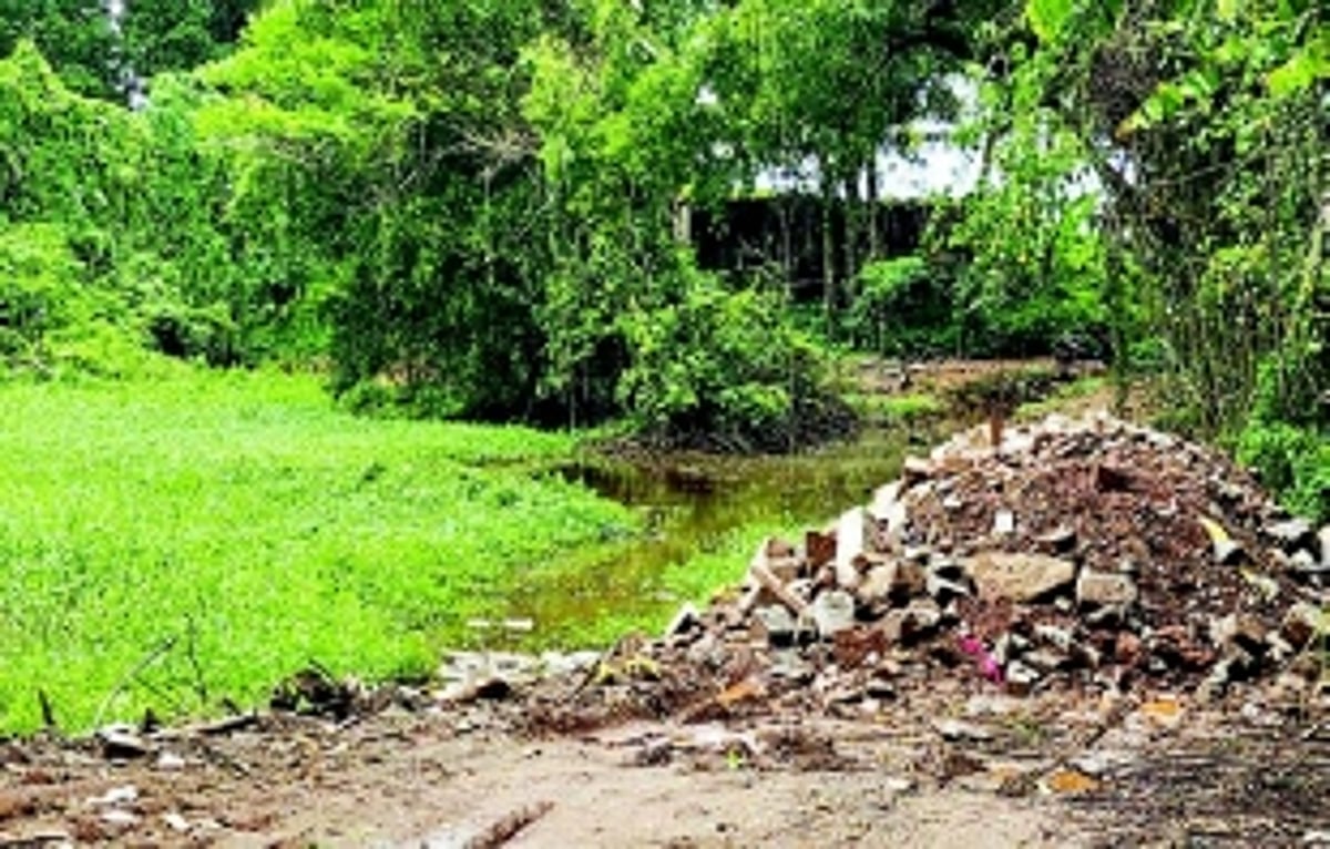 Attempt to landfill agri field thwarted by alert Mungul-Fatorda locals