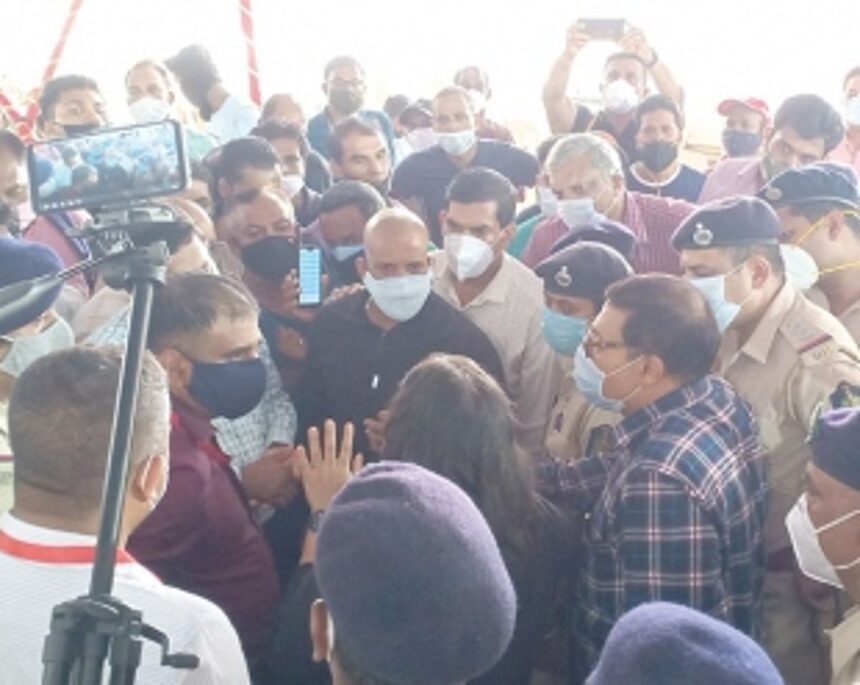 Attendees’ high-pitched disapprovals disorder South Goa hearing