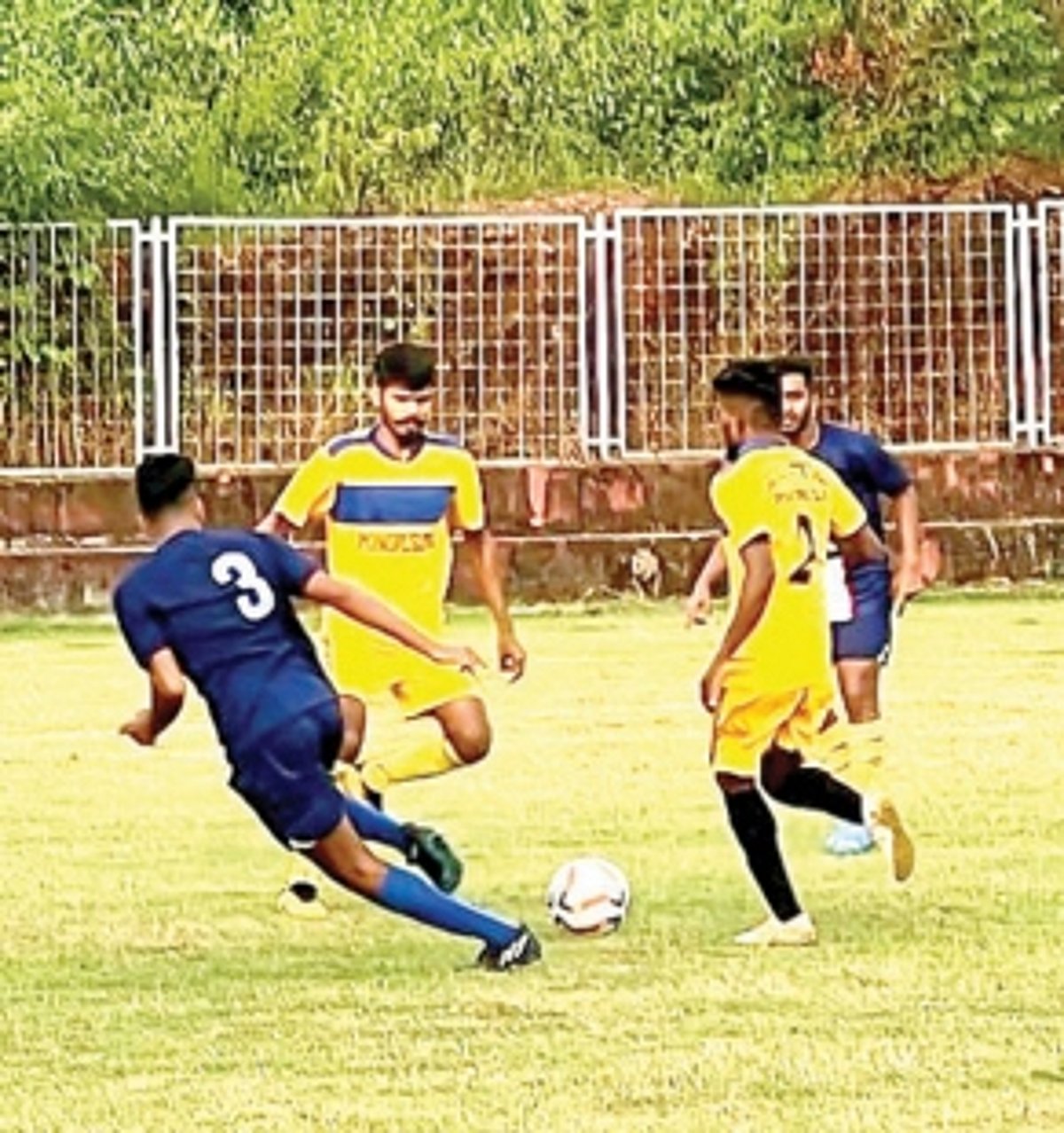 Augustias pip Goa Warriors, enter semis