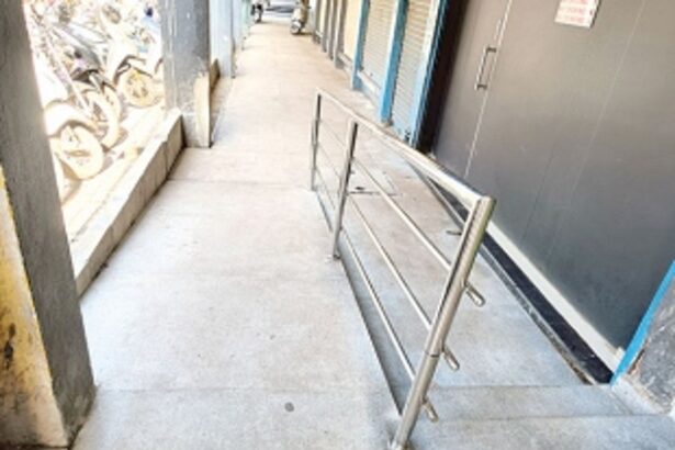 Authorities finally install railing on ramp for  PwDs in Panjim after O Heraldo highlights issue