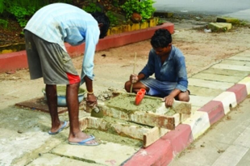 Authorities swing into action to repair Miramar-Dona Paula road