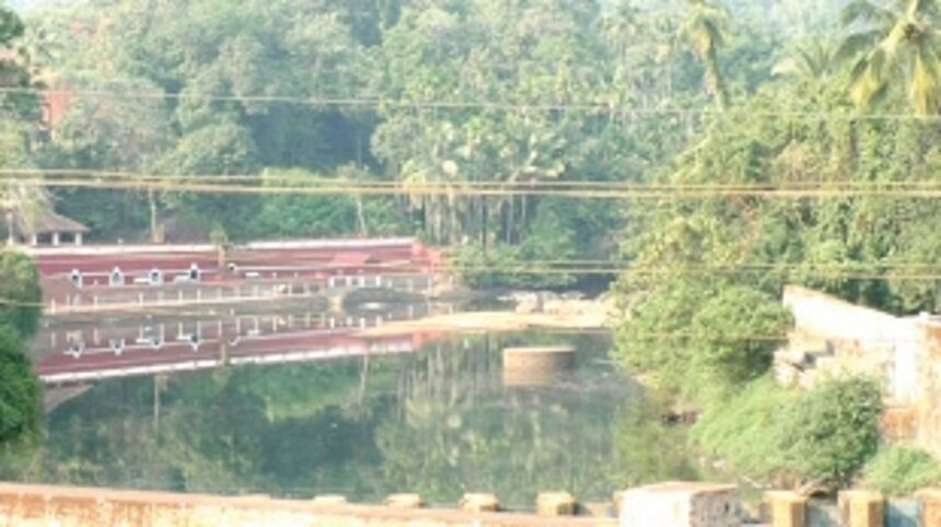 Authorities take cognizance of Walvanti pollution