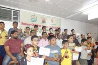 Avait, Navin bag top honours