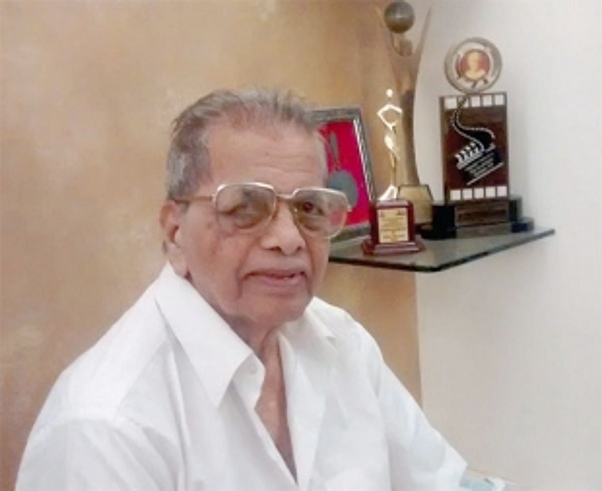 Award in the name of Waman Bhonsle should be instituted at IFFI