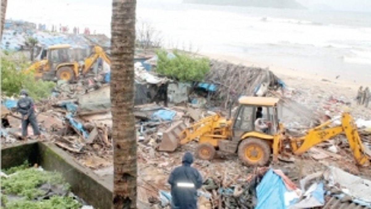 BAINA: Demolition of illegal huts