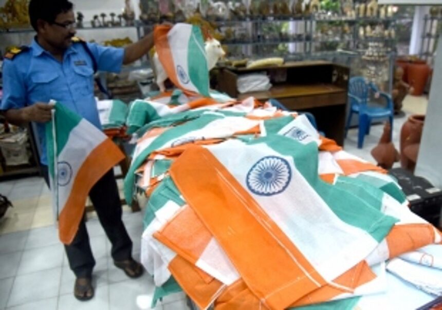 BJP-Congress in war of words over Tiranga campaign 1 BJP-Congress in war of words over Tiranga campaign