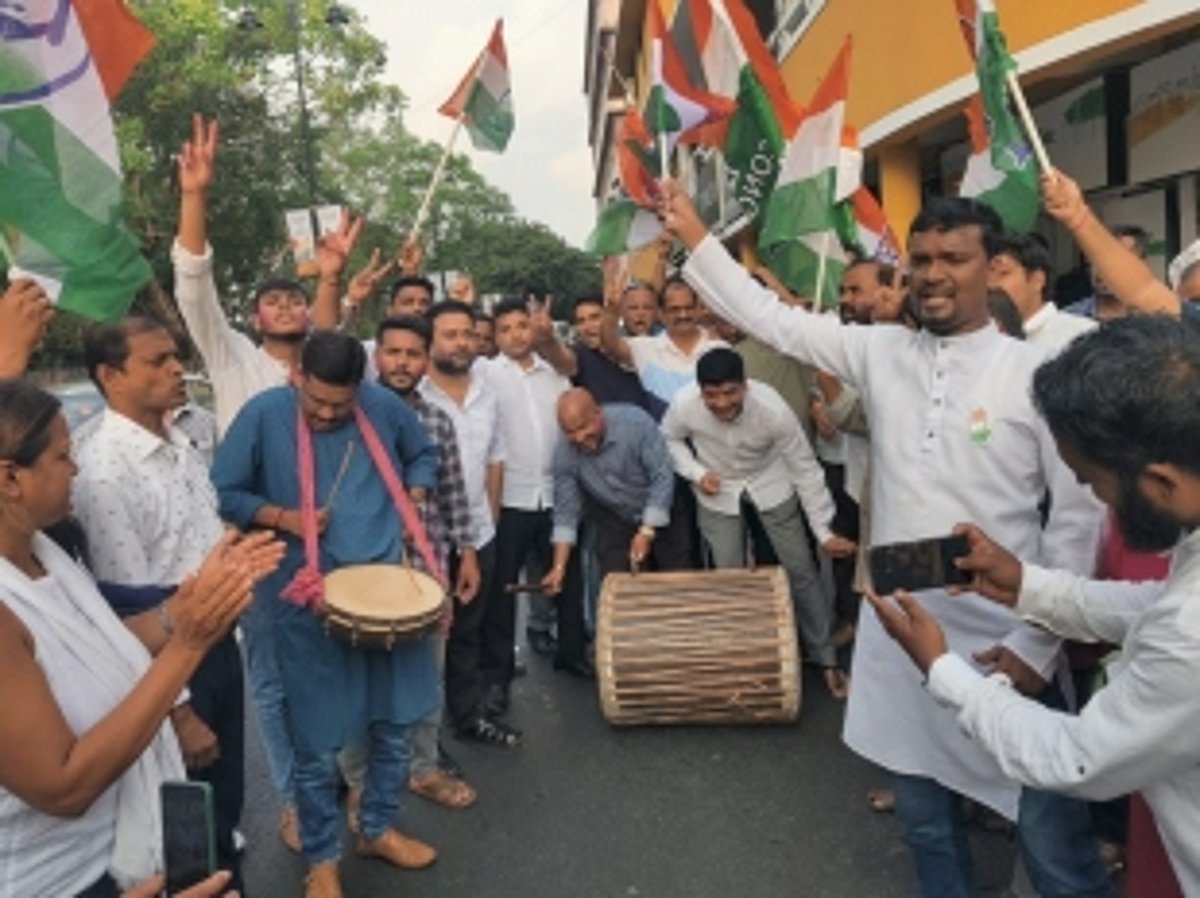 BJP gave paid holiday, but wise K’taka  voters brought us to power: Congress