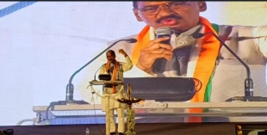 BJP is trying to divide people on Religion, Caste & language: Manikrao Thakare