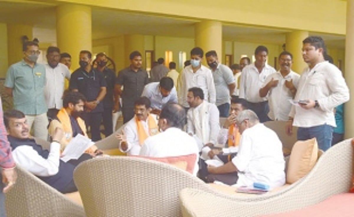 BJP to elect legislative  leader today