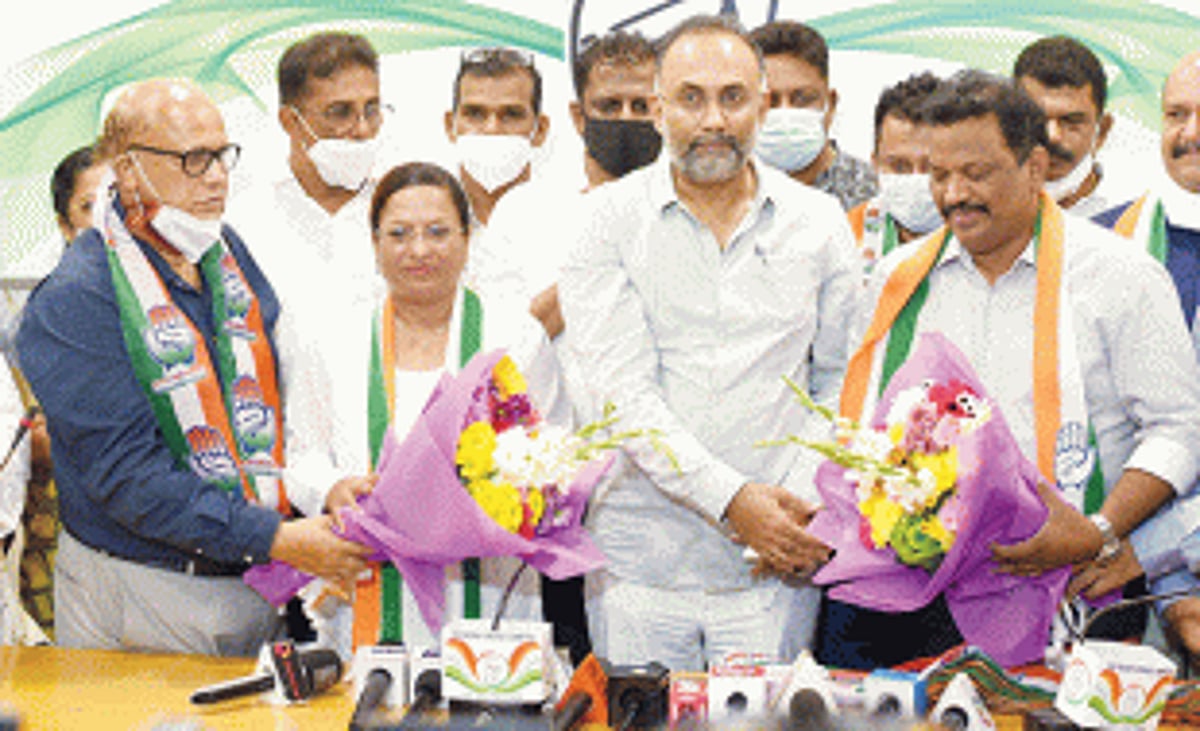 BJP’s Lobo joins Congress with his wife
