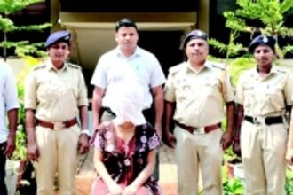 BORDA SHOCKER: Mother dumps baby in a garbage pile