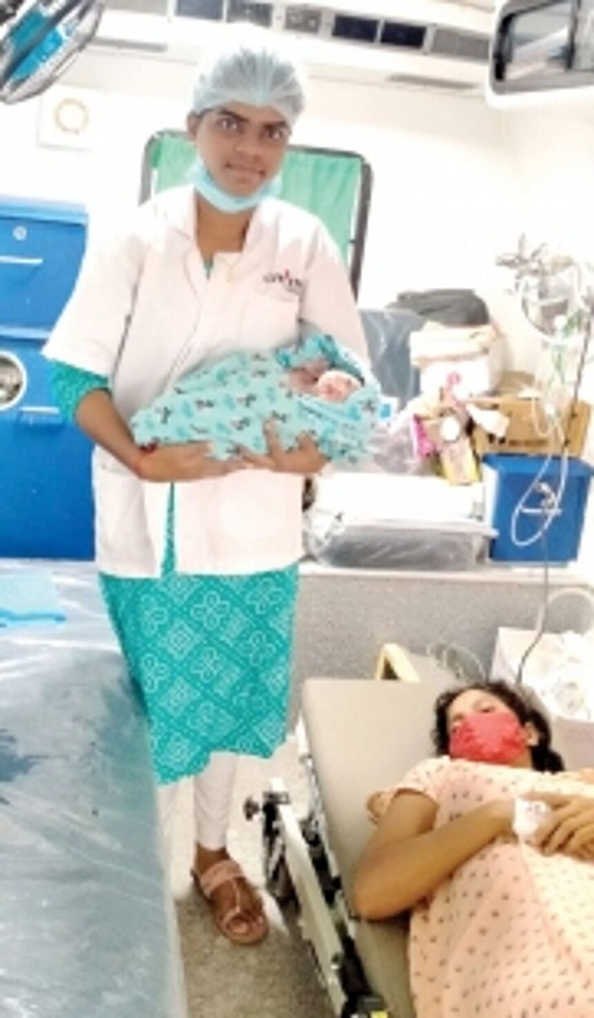 Baby girl delivered in  108 ambulance
