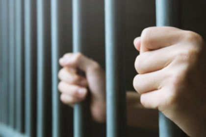 Bailable warrant against Narvekar