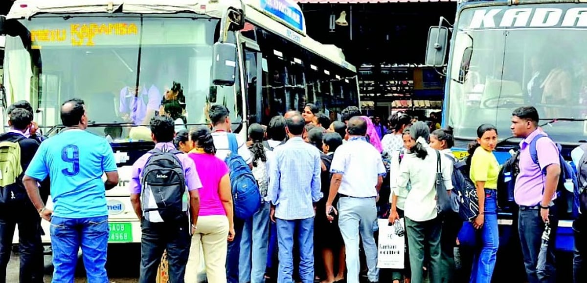 Bailancho Evott raises overcrowding, women abusers while travelling in KTCL buses
