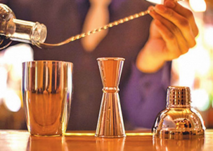 Bar, restaurant owners to meet CM on proposed liquor tax