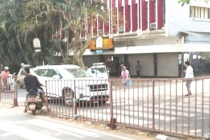 Barricades removed at Panjim market bus stop