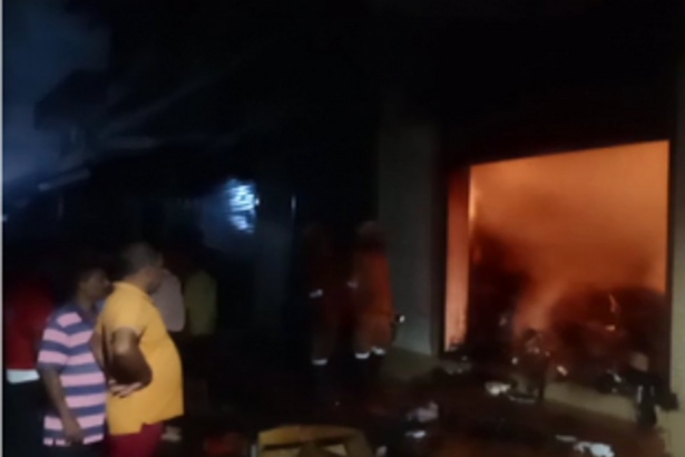 Bata shoe godown gutted in a fire in Mapusa