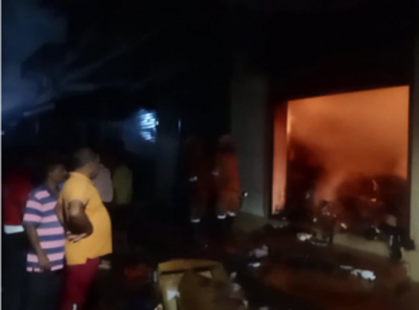 Bata shoe godown gutted in a fire in Mapusa