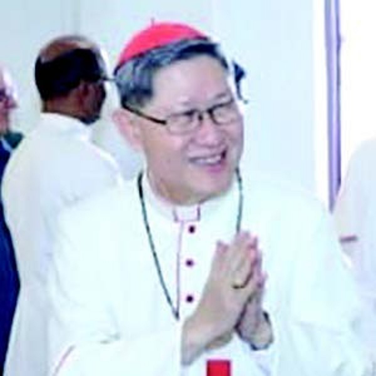 Be a messenger of love and not
of division, says Cardinal Tagle
