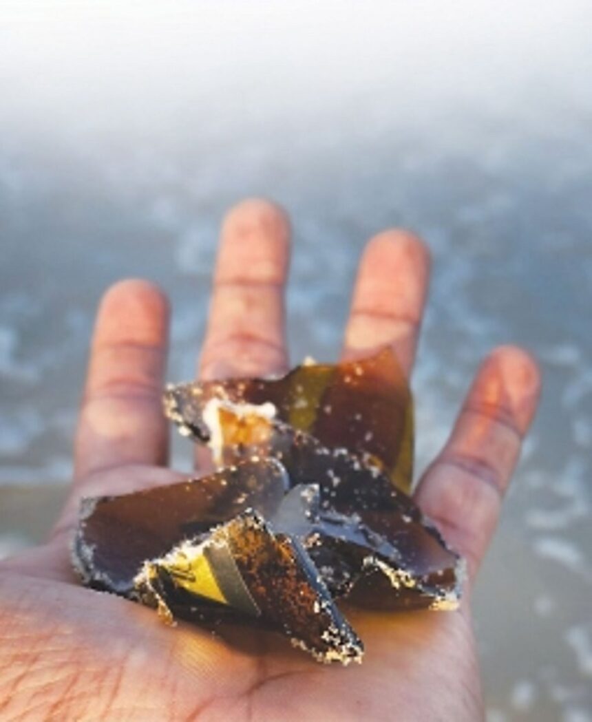 Beach-goers baffled at large quantities of broken glass on Salcete shores