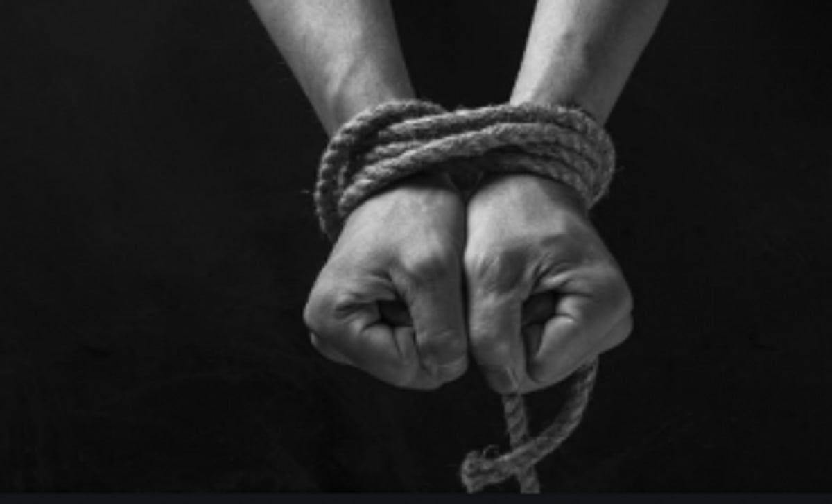 Beaten and tortured, Afghan kidnap victim tricked kidnappers