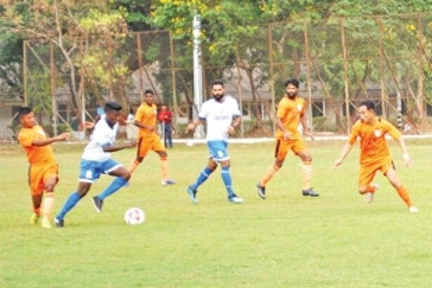 Beevan's last-gasp goal sends Dempo at top