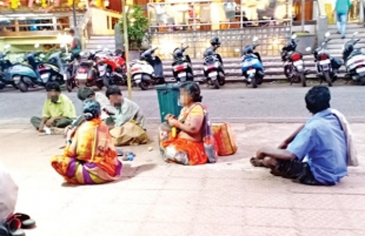 Begging  menace goes  unchecked