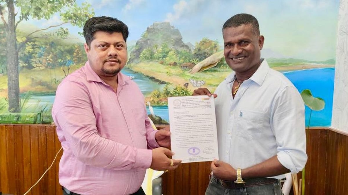 Benaulim Fisherman Pele Fernandes Honoured for Rescuing Olive Ridley Sea Turtles