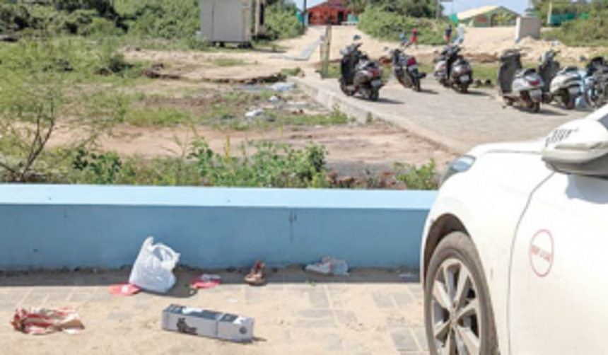 Benaulim car park is a hideout for anti-social elements, say locals 1 Benaulim car park is a hideout for anti-social elements, say locals