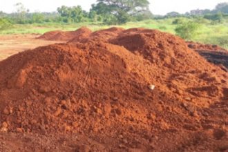 Benaulim locals protest mud-filling at Seraulim