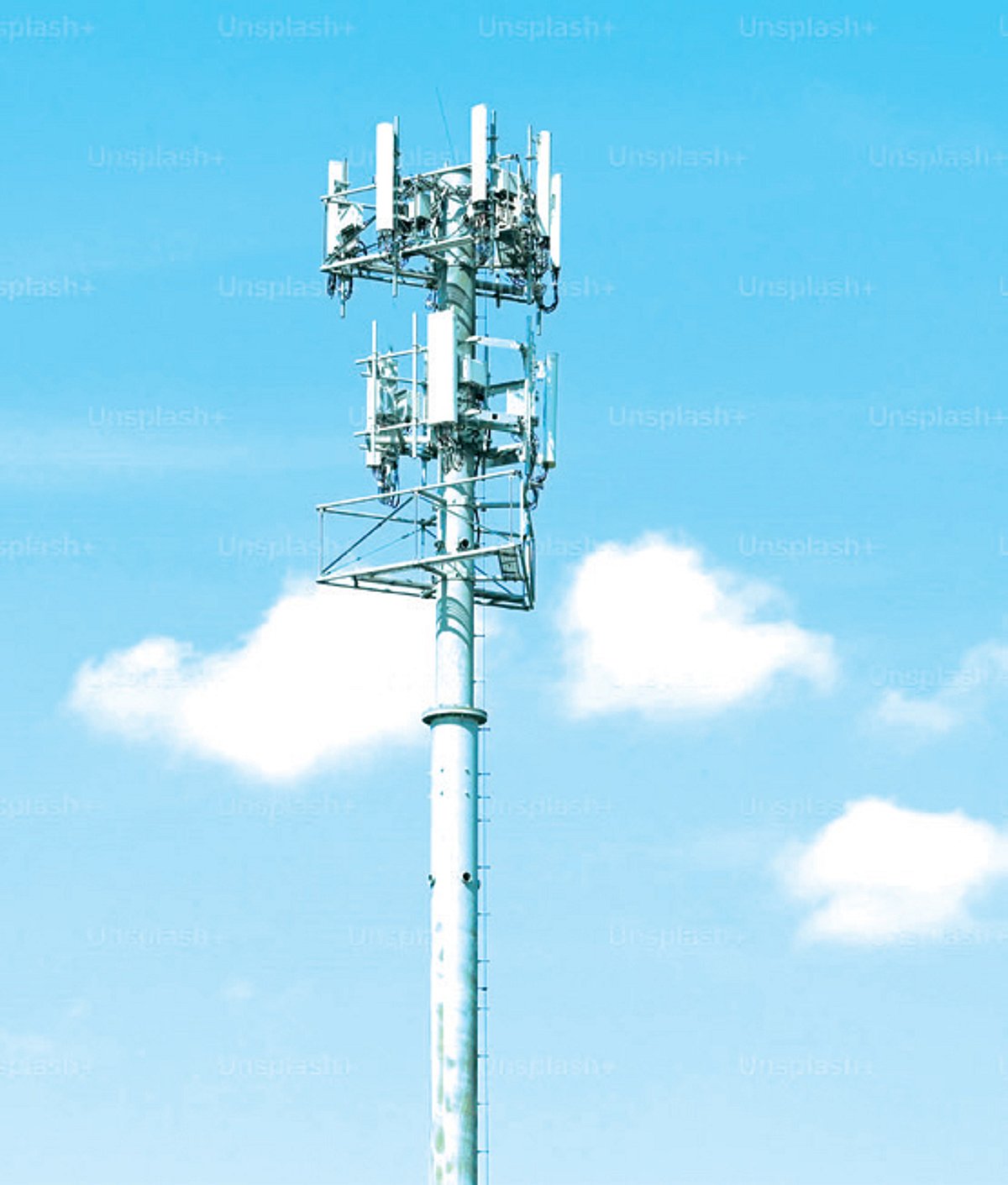 Benaulim villagers protest against 5G mobile tower