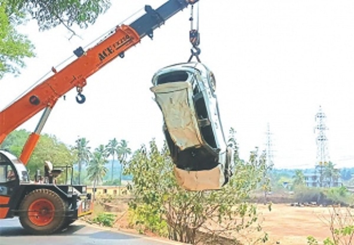 Bengaluru man killed, three injured after car falls off Highway at Tisk-Usgao