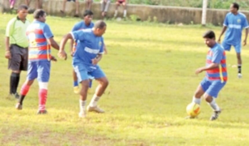 Bepari stars as Curtorim Veterans sail into final 1 Bepari stars as Curtorim Veterans sail into final