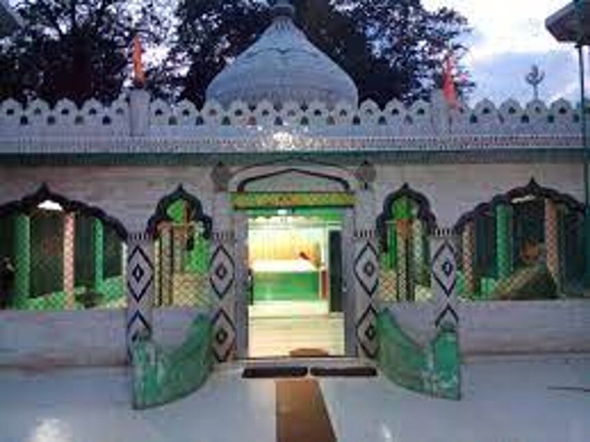 Betul Muslim community want CM to intervene in Dargah issue