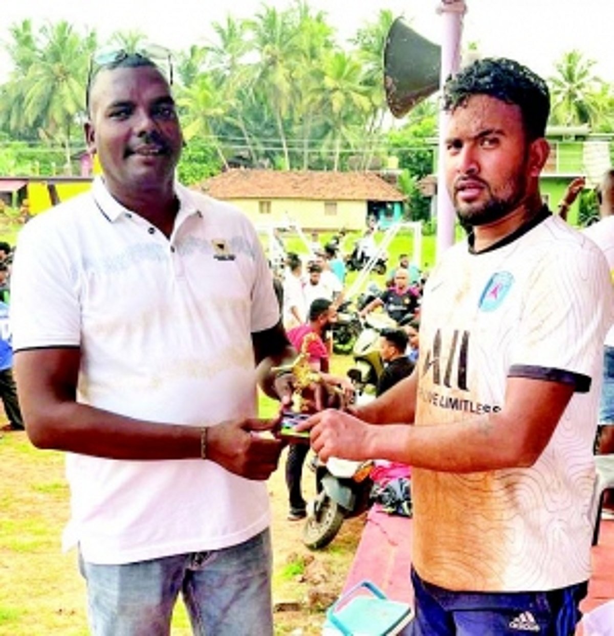 Bhatti SC move into last four