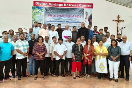 Bible symposium held at
Divine Springs, Xellim