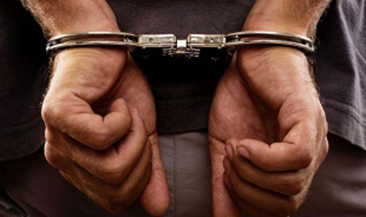 Bicholim Congmen detained for  protesting bad road conditions