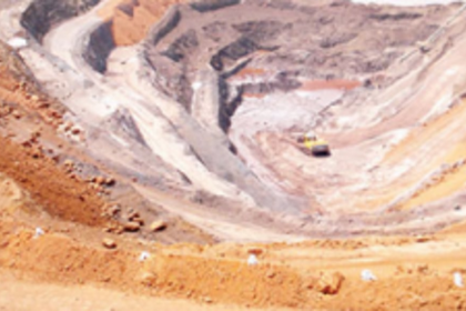 Bicholim Mamlatdar inspects mining  pits at Shirgao