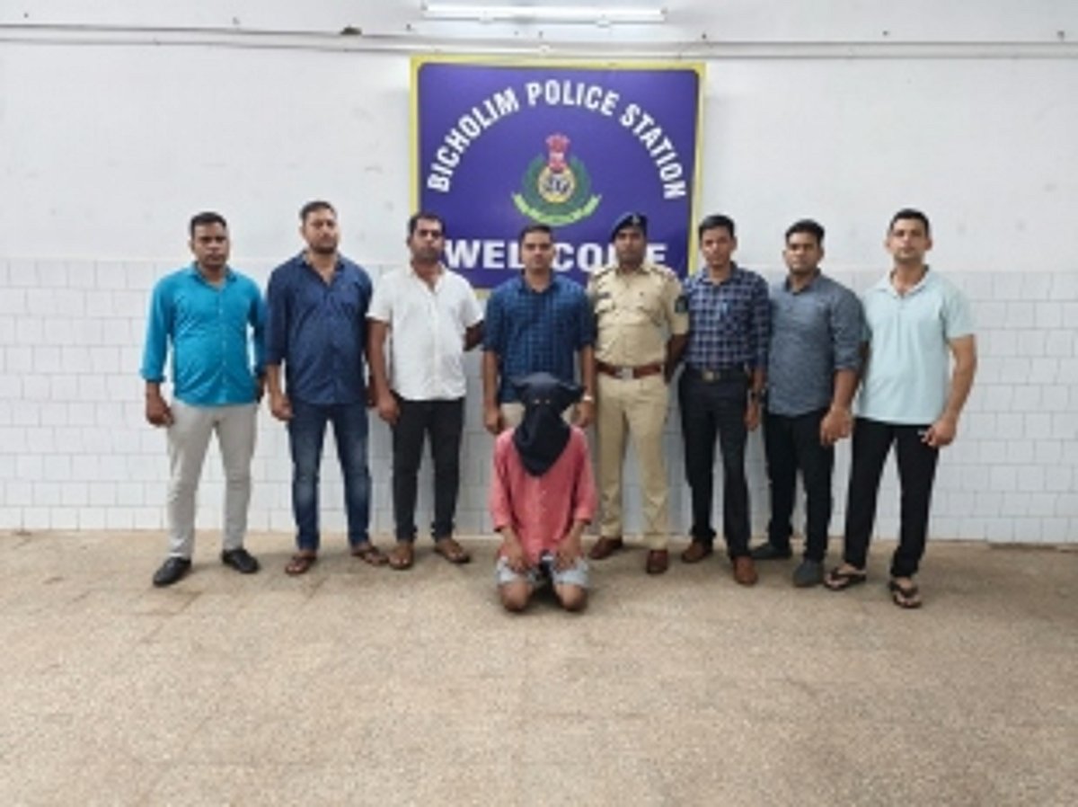 Bicholim police arrests one in a drug raid at Kudchirem