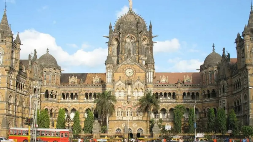 Bihar Man Arrested in Noida for Sending Fake Bomb Threats to Mumbai Traffic Police 1 Bihar Man Arrested in Noida for Sending Fake Bomb Threats to Mumbai Traffic Police