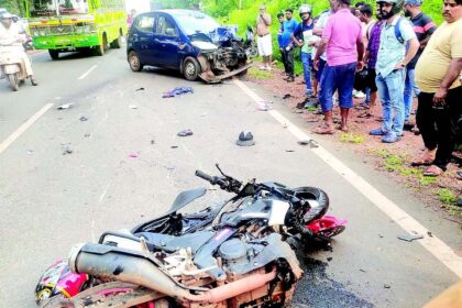 Bike collides head on with car at Usgao, rider critically injured