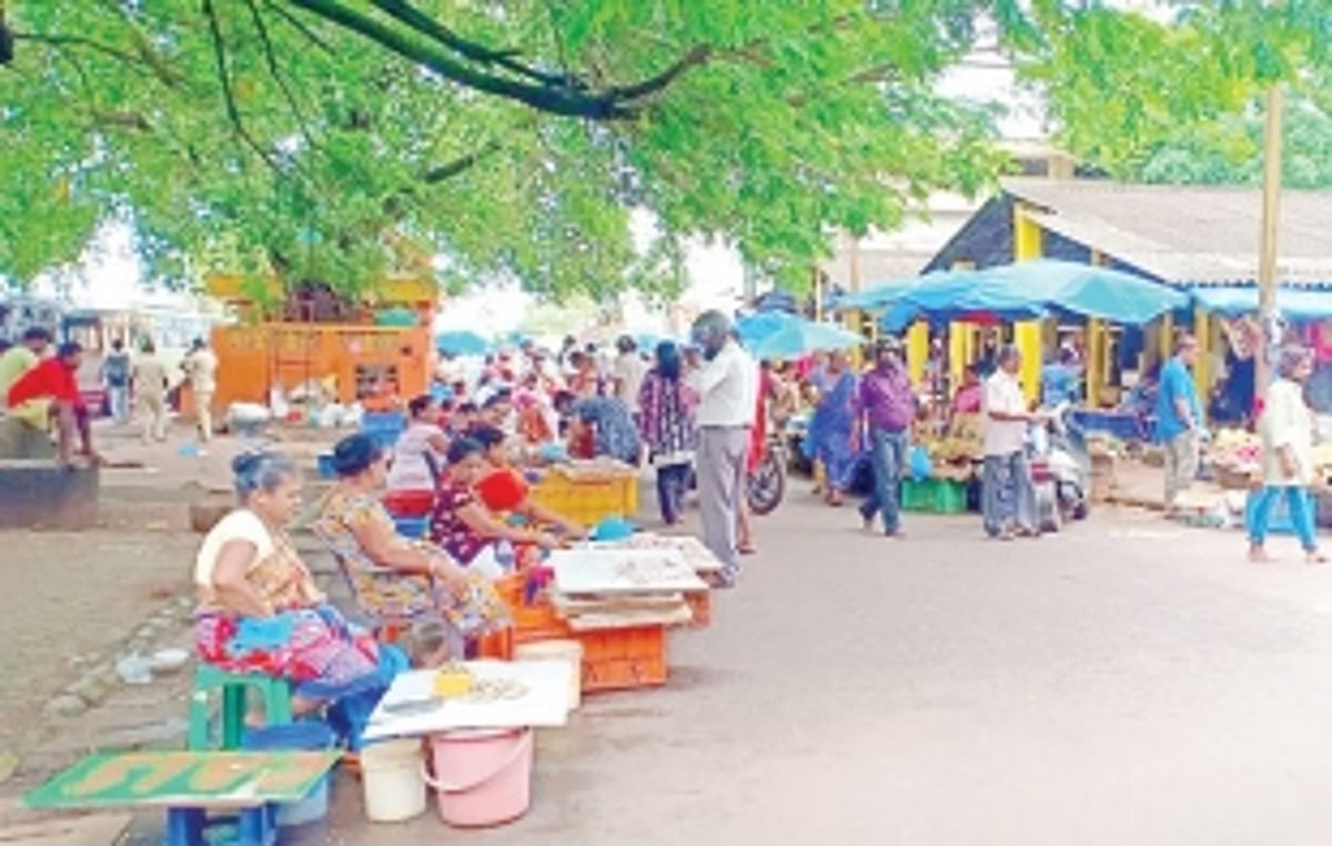 Blame game over Vasco  fish market complex